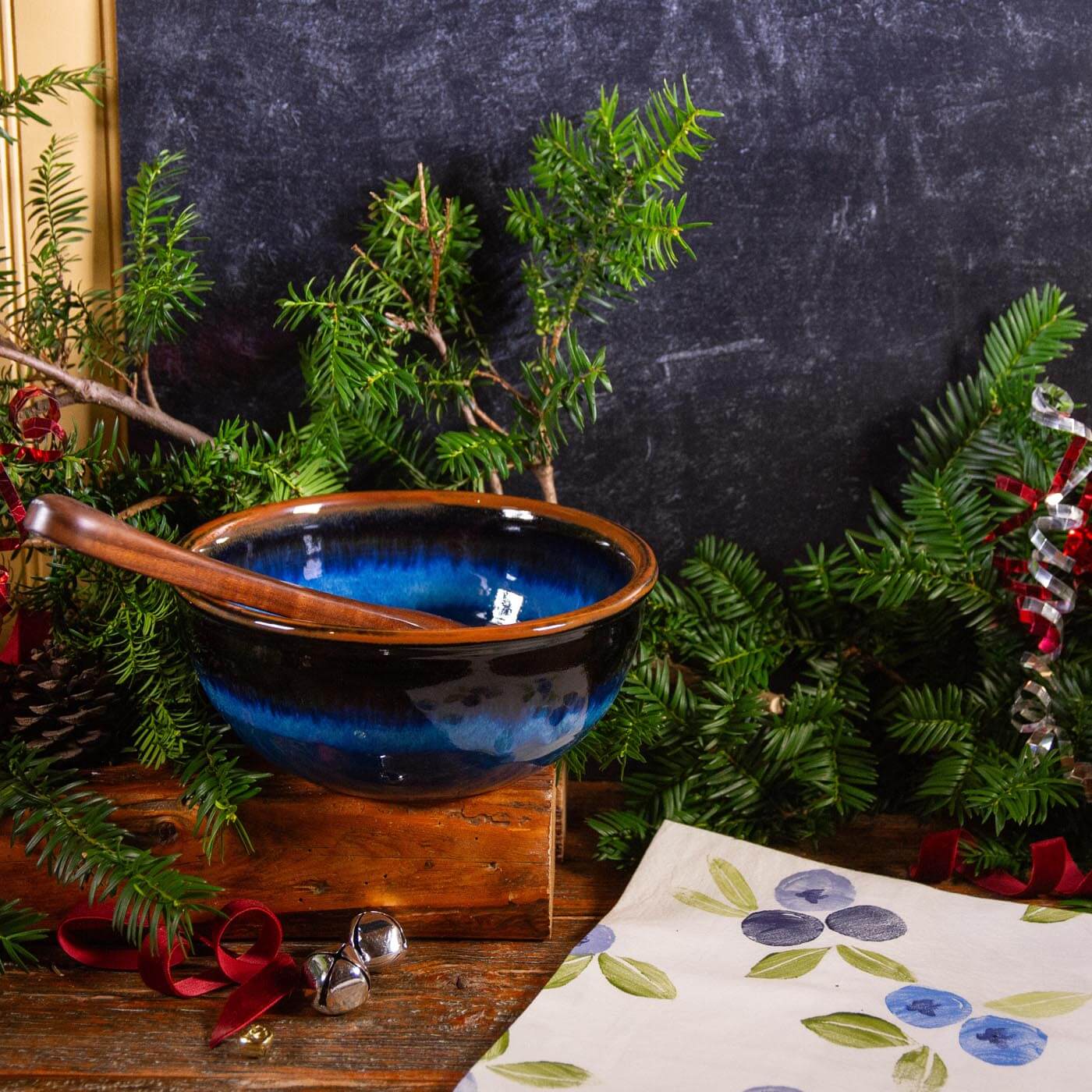 Pairing: Blue Hamada Medium Mixing Bowl & Tea Towel