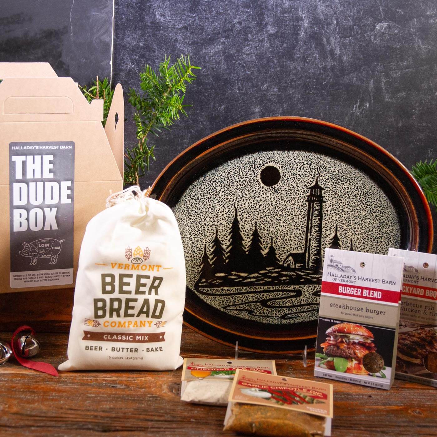 Pairing: Hamada Lighthouse Oval Grill/Serve Platter & Dude Box